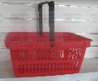 Detail produktu košík nákupní plastový s 1 držadlem. Červený